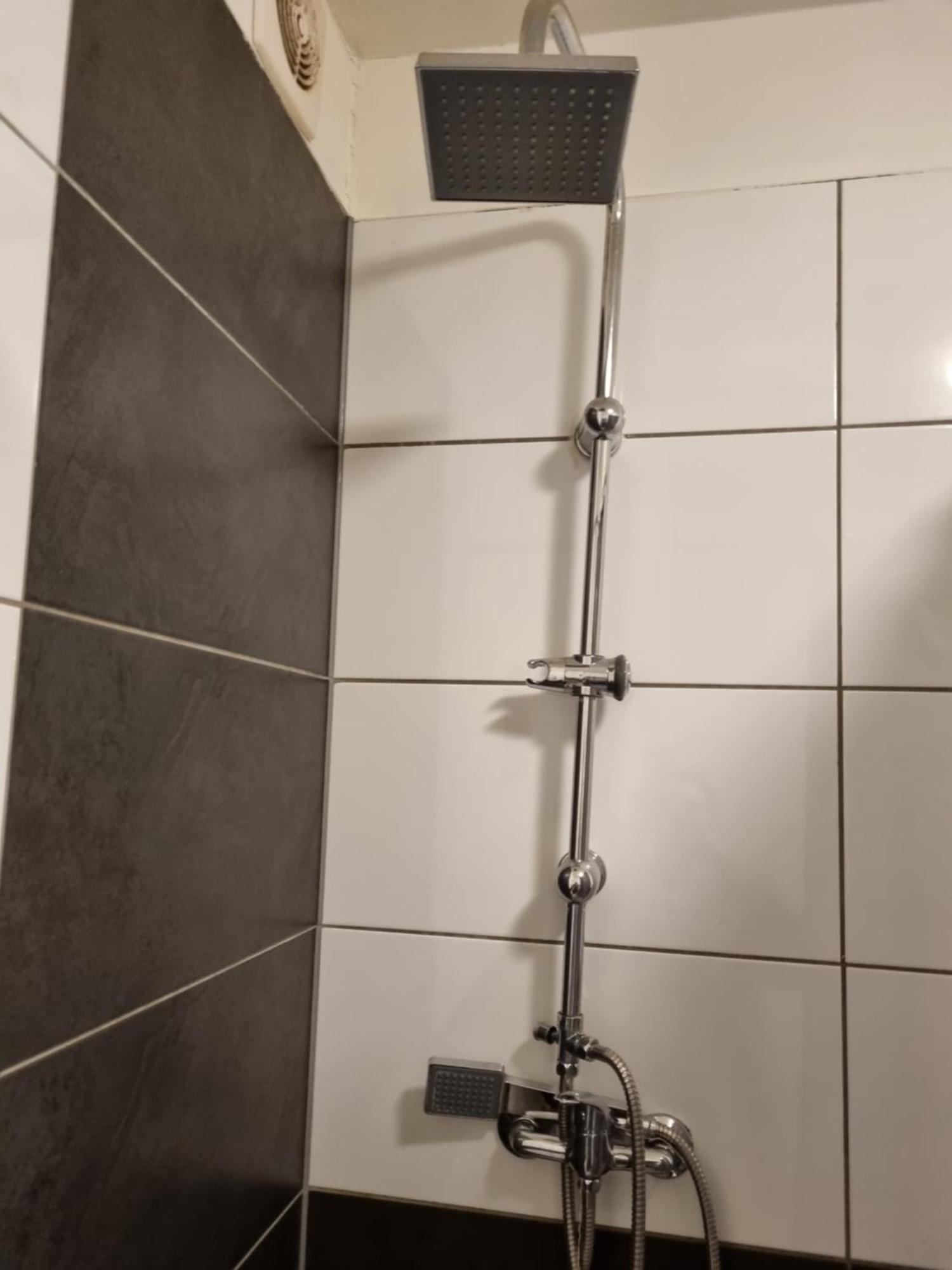 City-Apartment In Krefeld, Kueche, Naehe Duesseldorf Messe エクステリア 写真